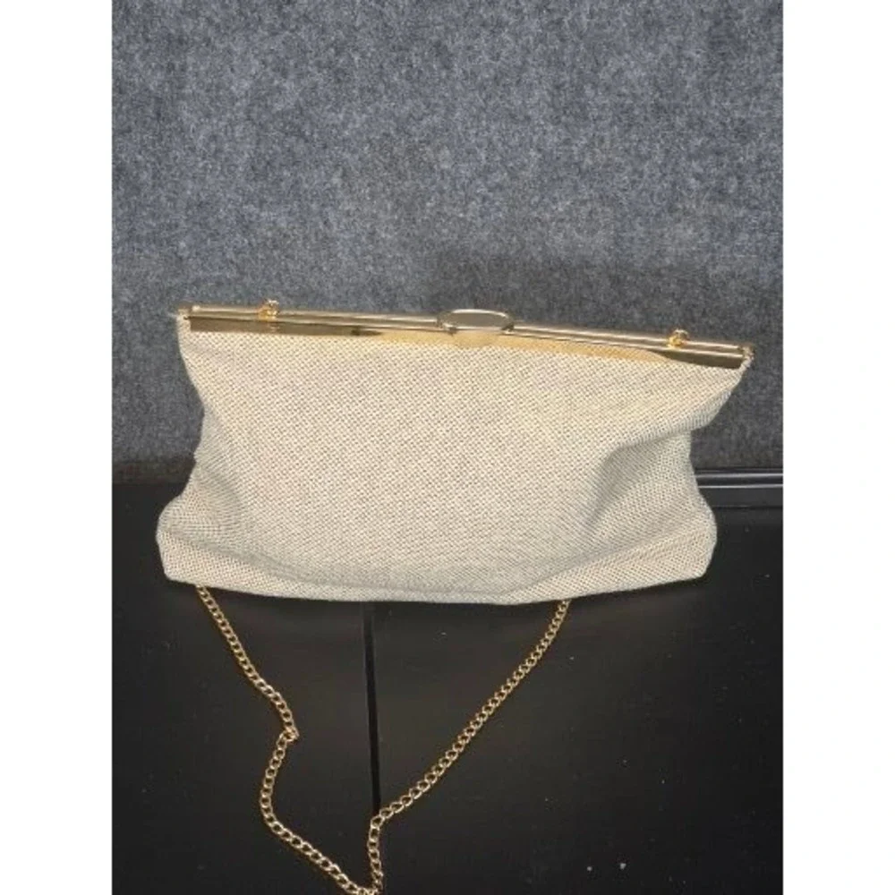 VTG Style Beige Woven Clutch Bag Gold Chain‎ Crossbody Kiss Lock Evening Purse